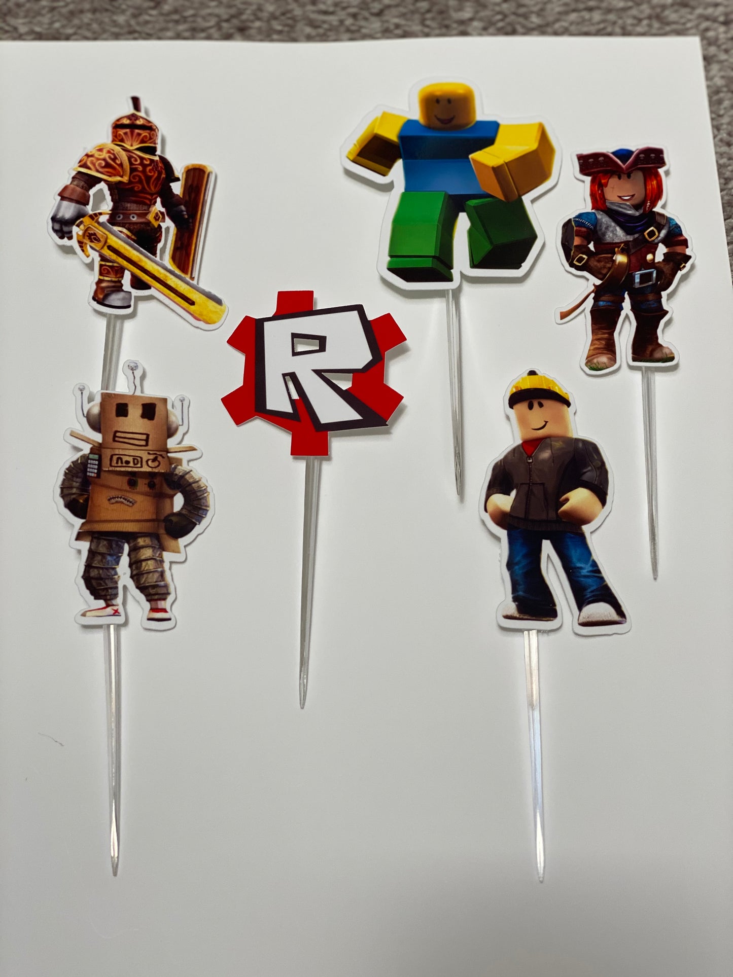 Themed / Character Cup cake toppers (12)